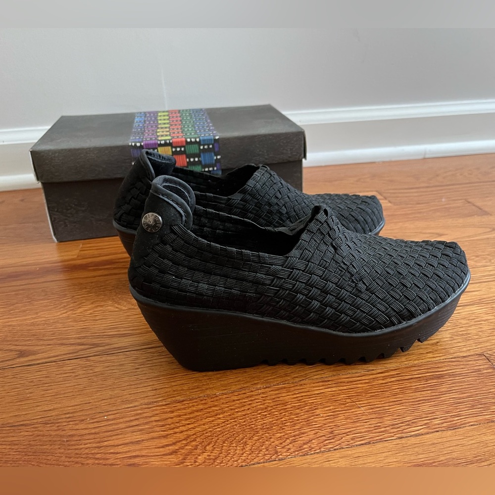 Bernie Mev Slip On